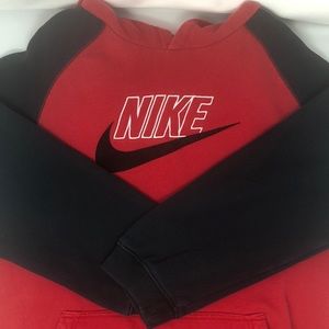 Men’s Nike sweatshirt